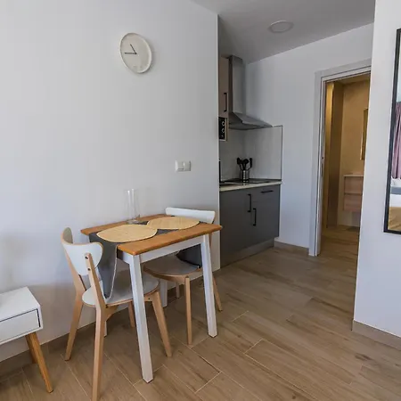 Apartamento Turisticos Jose Cruz Nerja